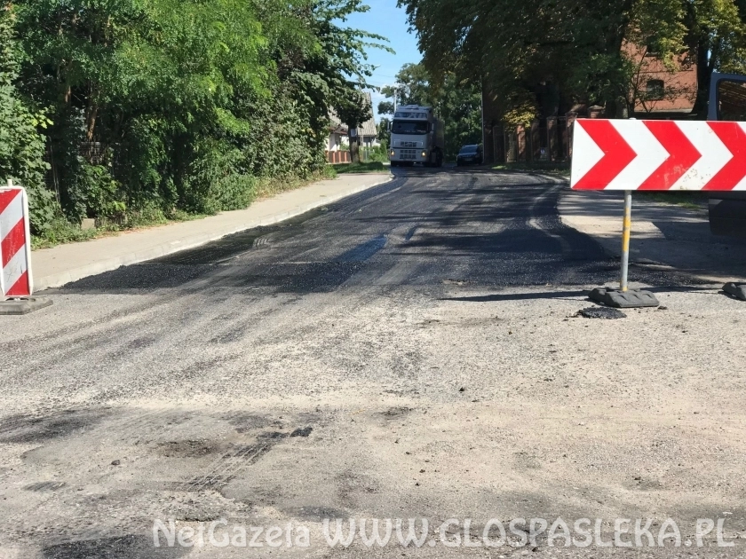 Nowy asfalt w Rzecznej