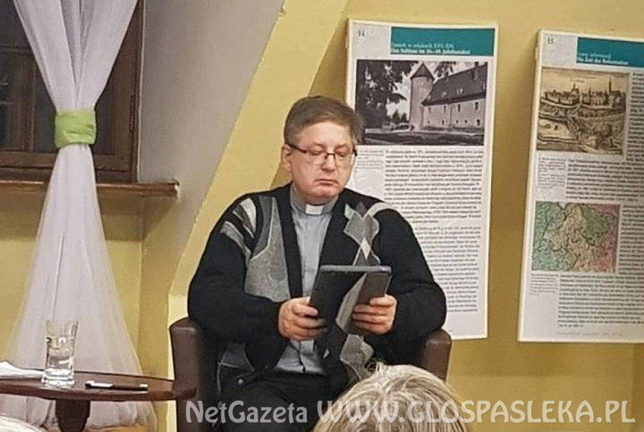 „Noc jest mi światłem”