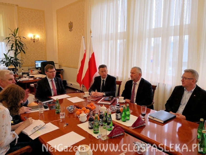 Wojewoda spotkał się ze starostą elbląskim