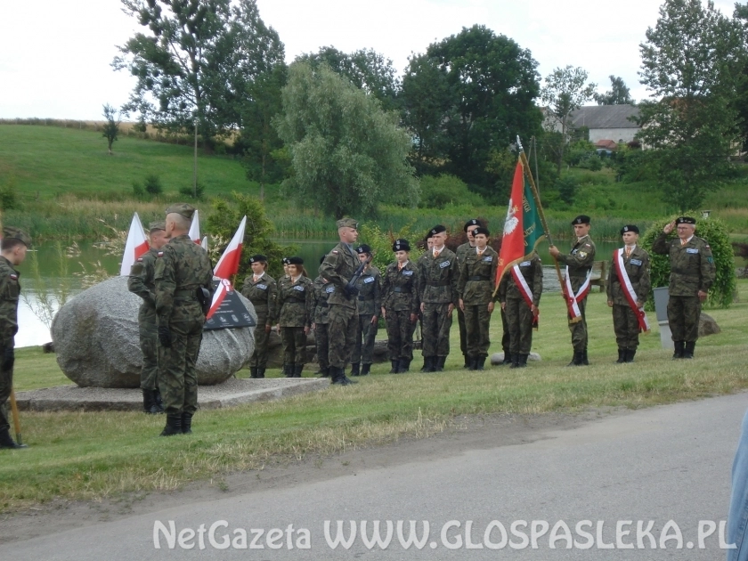 Odsłonięcie tablicy pamiątkowej w Krasinie