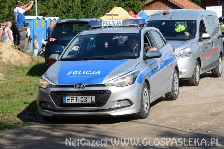 Wypadek na przejeździe kolejowym 