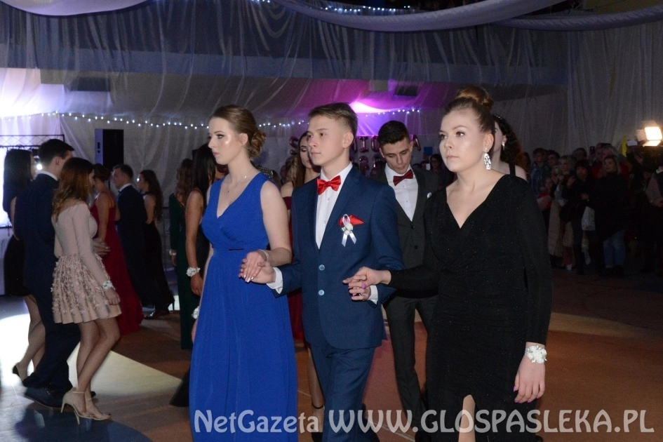 Studniówka w Zespole Szkół