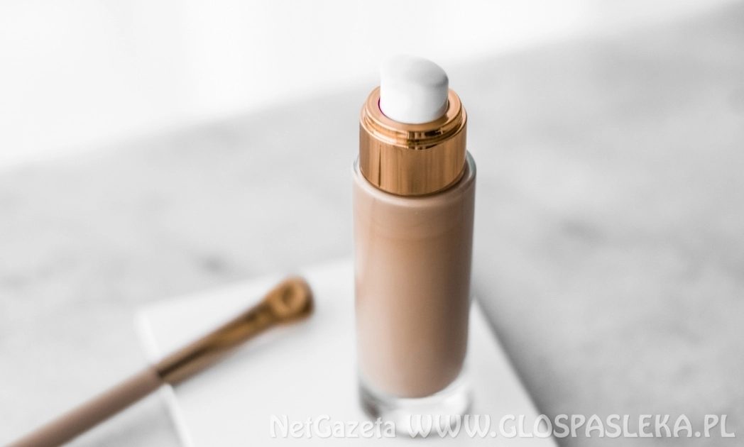 Jak przedłużyć trwałość makijażu? 