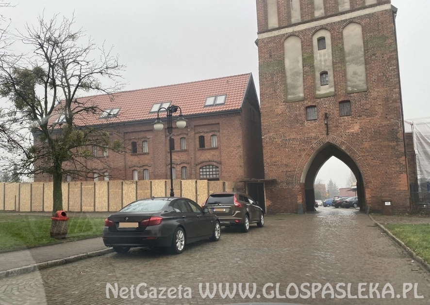 Zabytkowy magazyn pod dachem