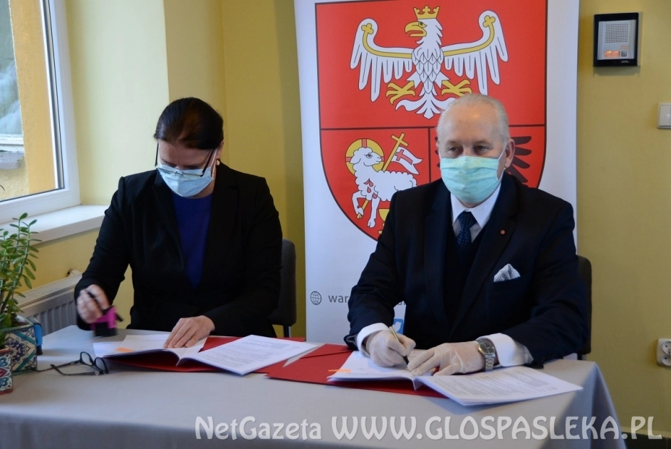 Prezes i Marszałek podpisali umowę