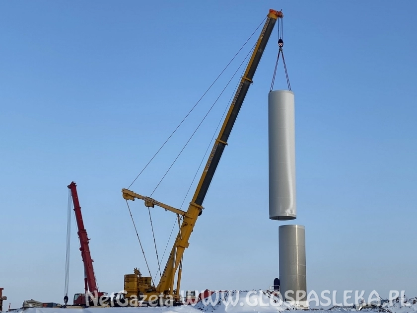 Montaż pierwszej siłowni wiatrowej