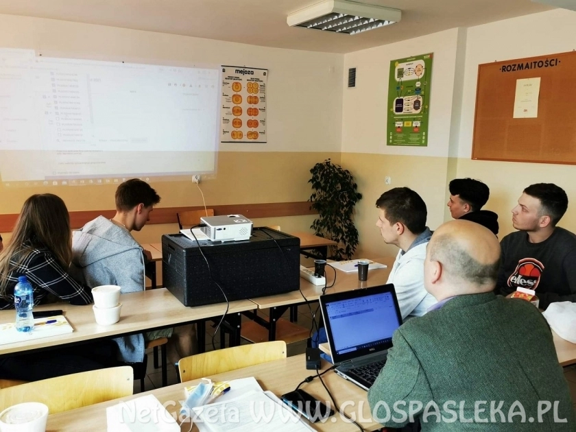Kursy zawodowe w ZSEiT