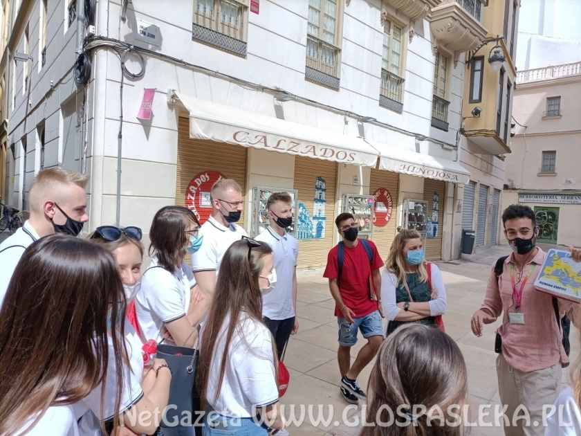 Uczniowie z ZSEiT rozpoczynają praktyki w hiszpańskiej Maladze 