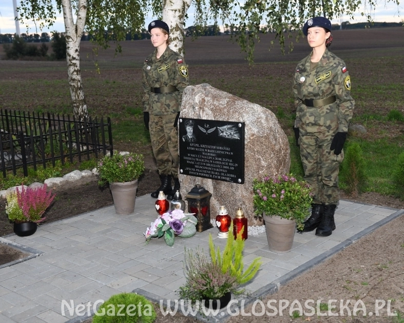 Mieszkańcy Sakówka uczcili pamięć Kapitana Sobańskiego