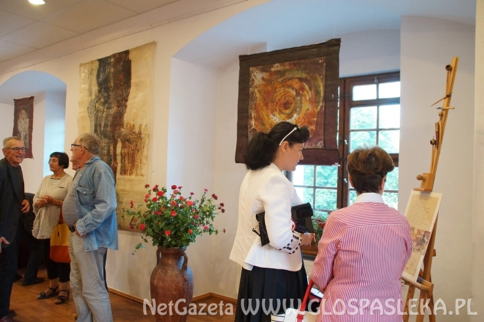 Zaproszenie na wystawę G. Komorskiej pn. Batik