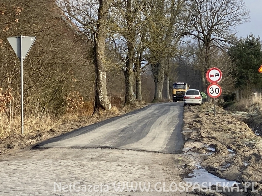 Remont drogi do Bąd