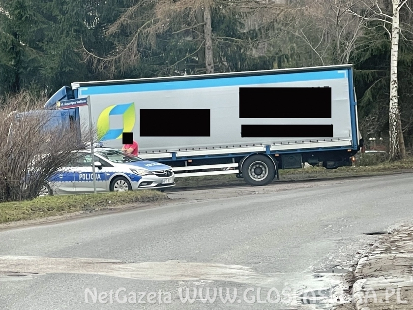 Łącznik niezbędny