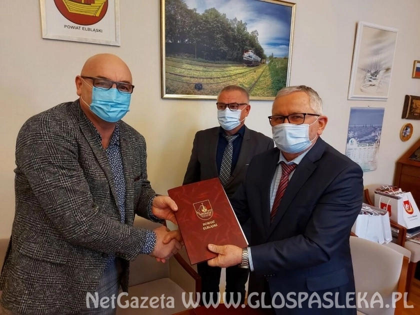 Umowa na budowę hali podpisana