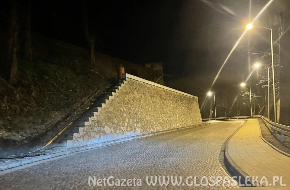 Remont muru na ukończeniu