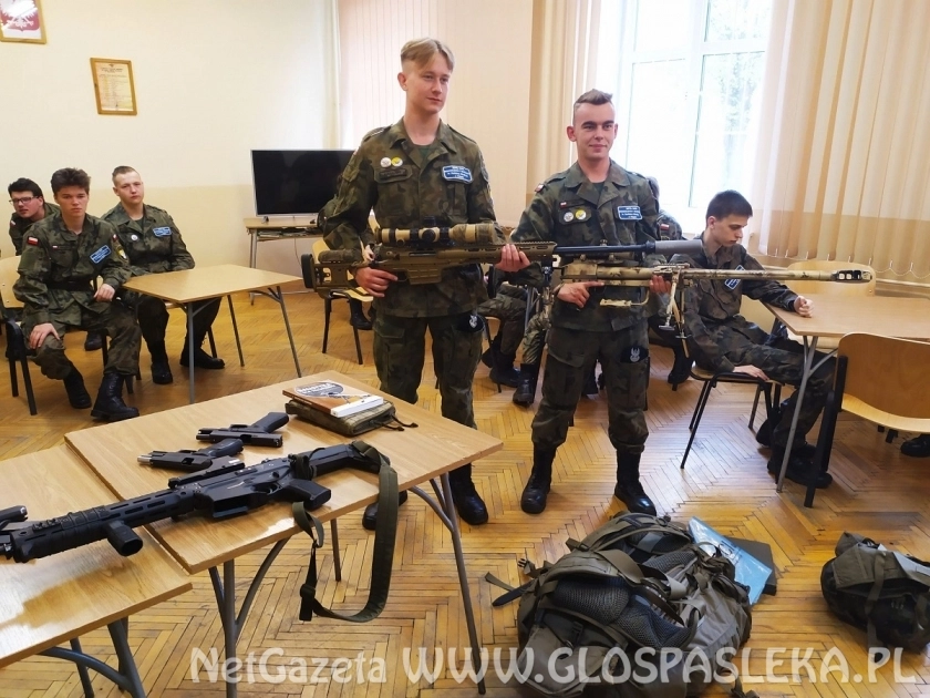 Obóz szkoleniowy kadetów z ZSEiT 