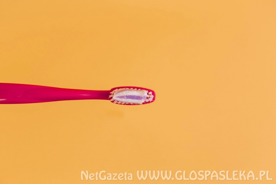 Jak prawidłowo korzystać ze szczoteczki elektrycznej?