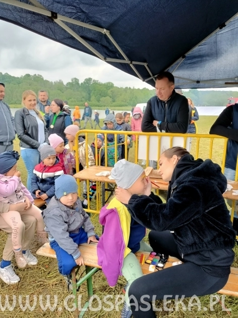 Wolontariusze z ZS na Zakrzewku