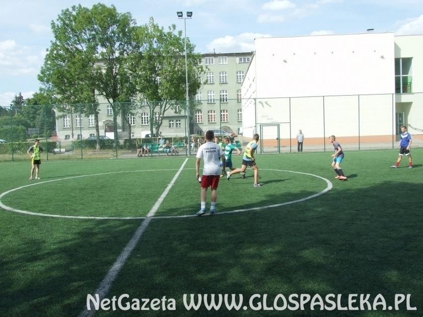 Wakacyjny turniej gier zespołowych w SP nr 1.