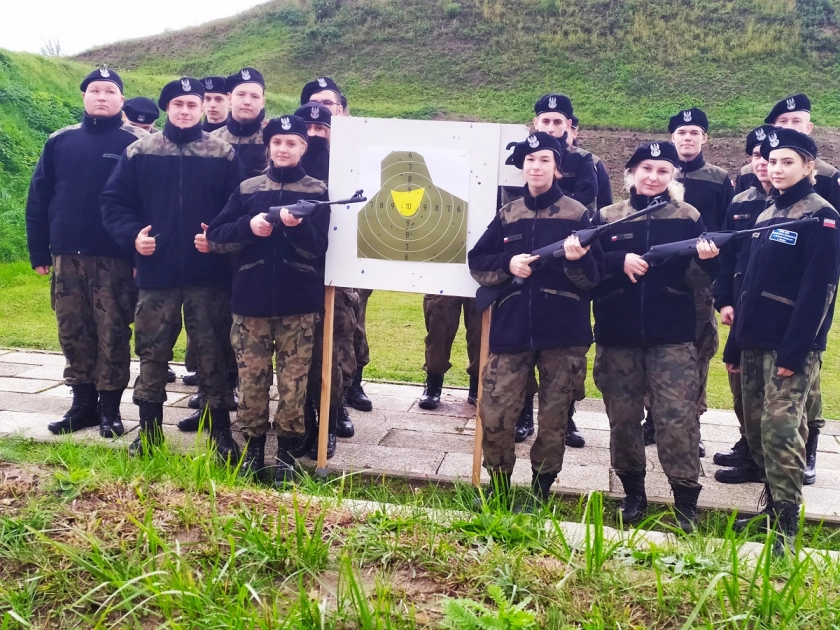 Kadeci  ZSEiT na obozie szkoleniowym w 9 BBKPanc.