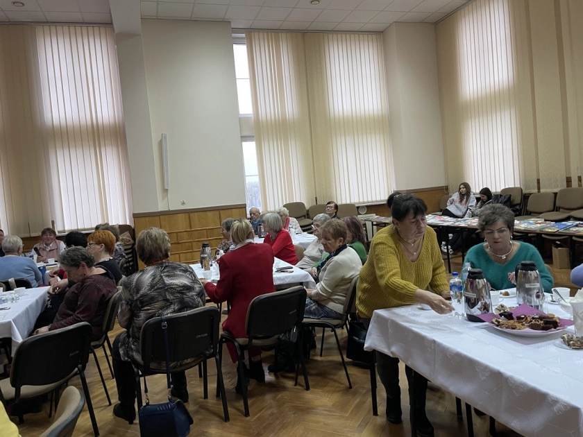 Książki naszych seniorów, czyli Dzień Seniora w Zespole Szkół