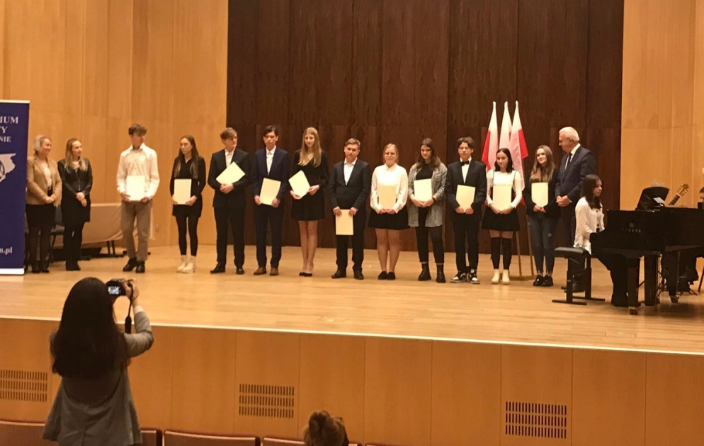 STYPENDYSTKI PREZESA RADY MINISTRÓW Z ZESPOŁU SZKÓŁ