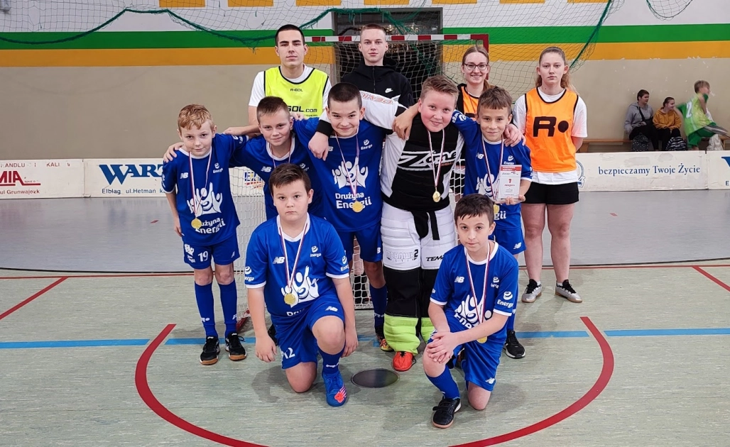 SP GODKOWO MISTRZEM POWIATU W UNIHOKEJU CHŁOPCÓW