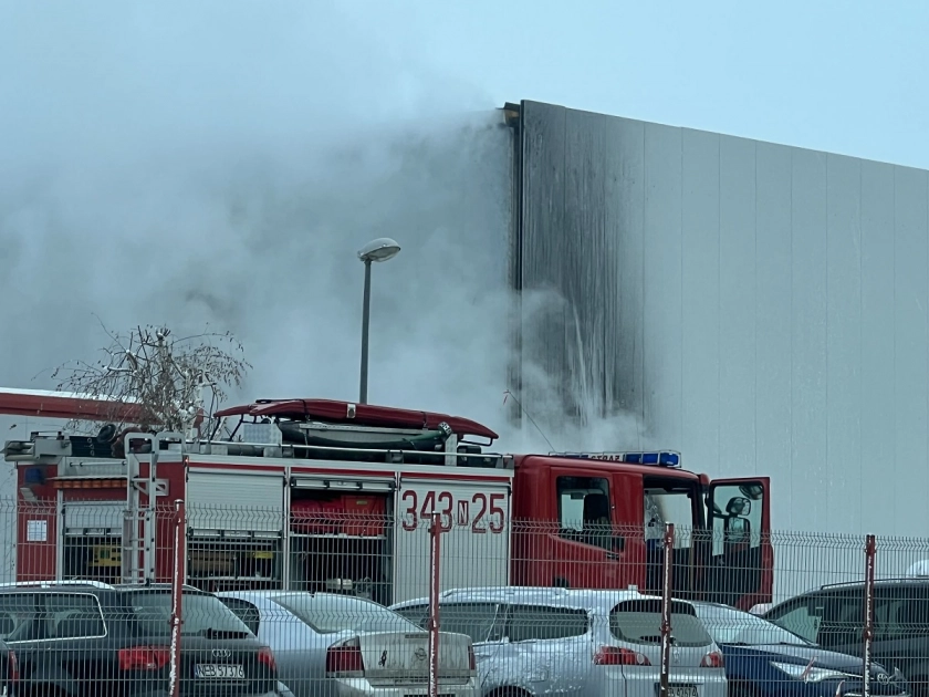 Pali się nowa hala DRE