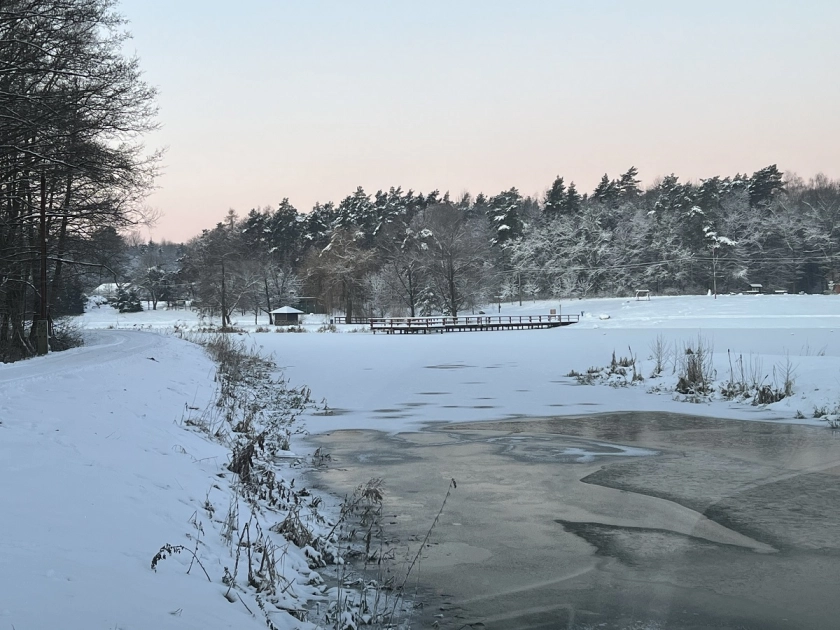 Ostrożnie – nie wchodzimy na lód