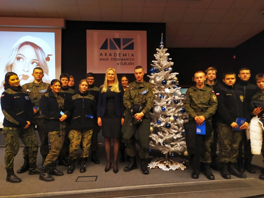 Kadeci z ZSEiT w Akademii Nauk Stosowanych 