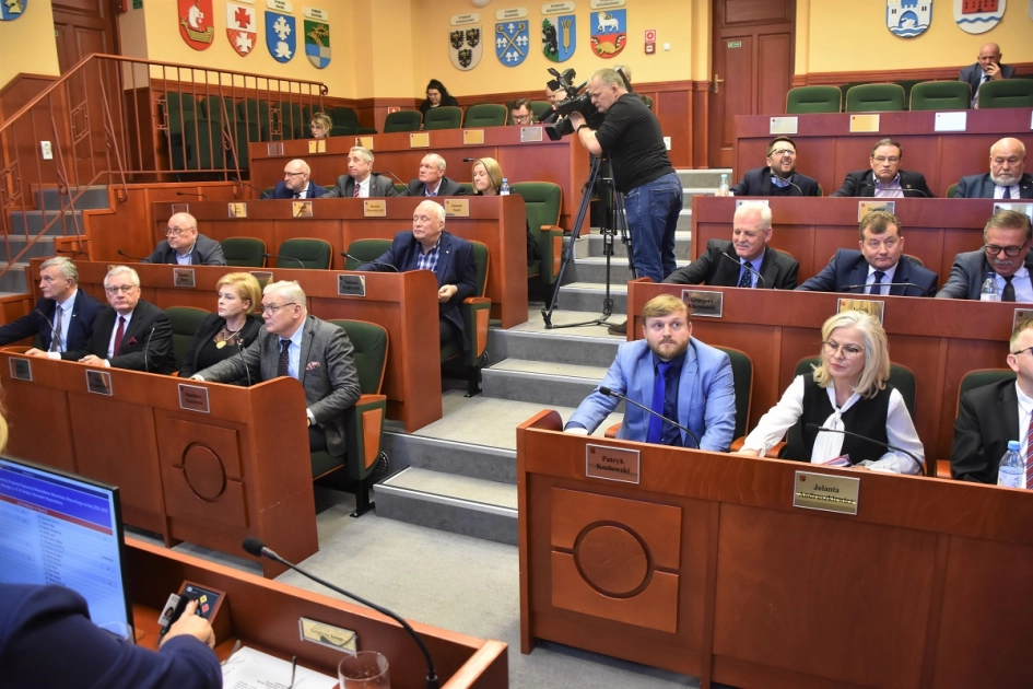  Budżet województwa 2023 nastawiony na inwestycje 