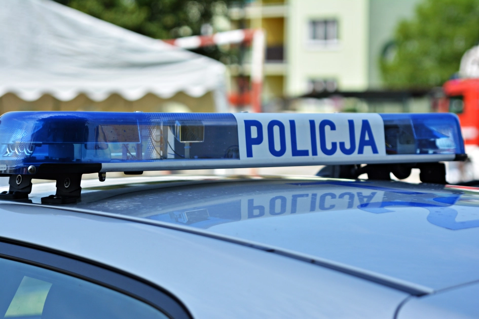 Wpłacił 3000 złotych, aby zarezerwować auto