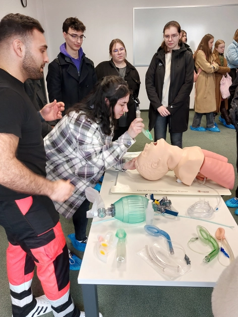 Akademia Medycznych i Społecznych Nauk Stosowanych