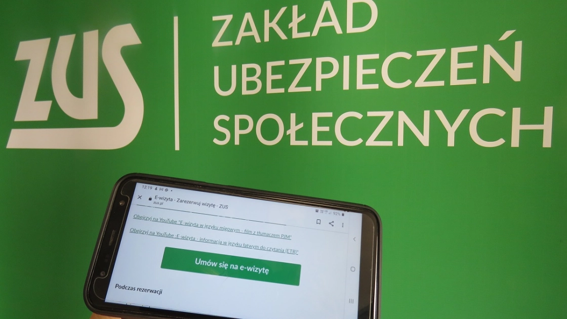 ZUS zakończył wysyłkę "trzynastek" i wypłacił łącznie 13,6 mld zł