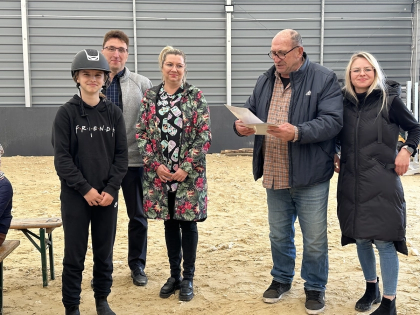 Certyfikaty wręczone