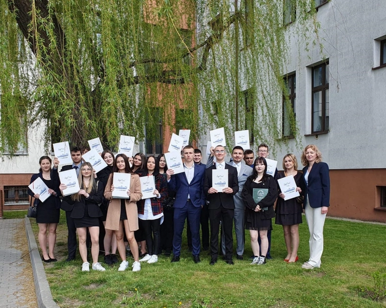 Zakończenie roku klas maturalnych w Zespole Szkół w Pasłęku