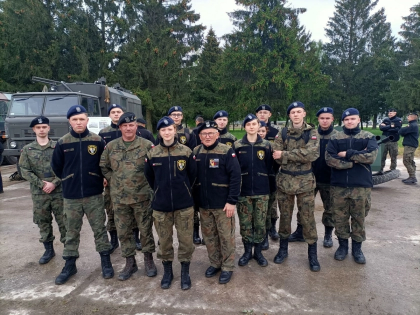 Obóz szkoleniowy klasy III OLa - ZSEiT w 9 BBKPanc w Braniewie 15-19.05.2023r. 