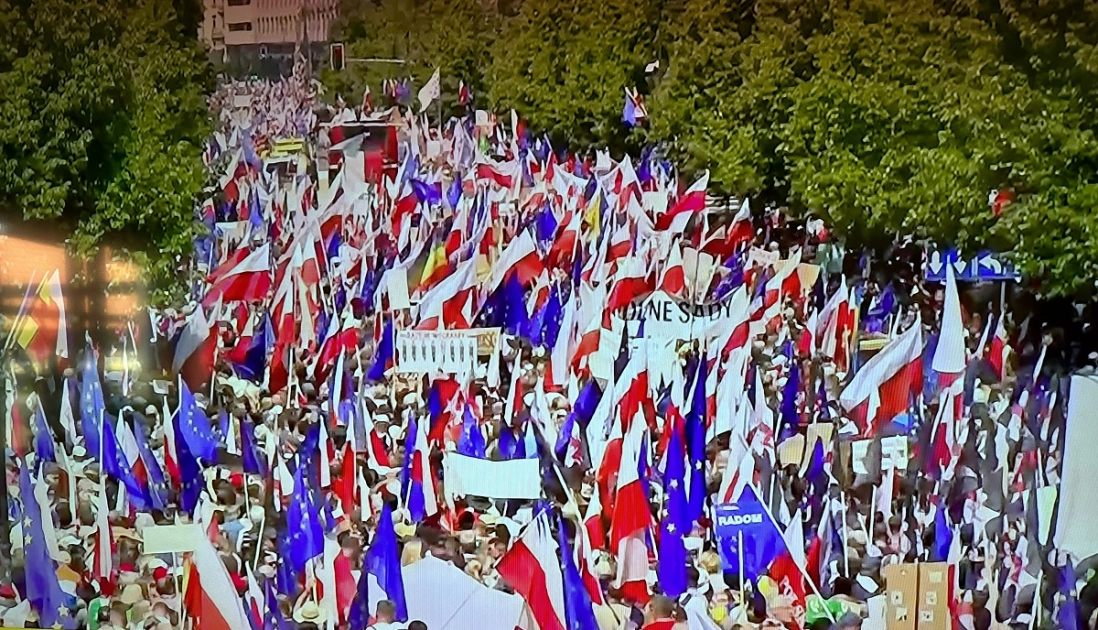 Zwyciężyć, rozliczyć, naprawić krzywdy, pojednać