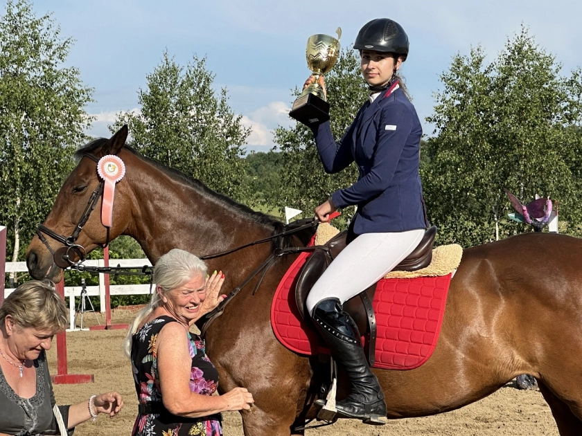 Towarzysko i regionalnie