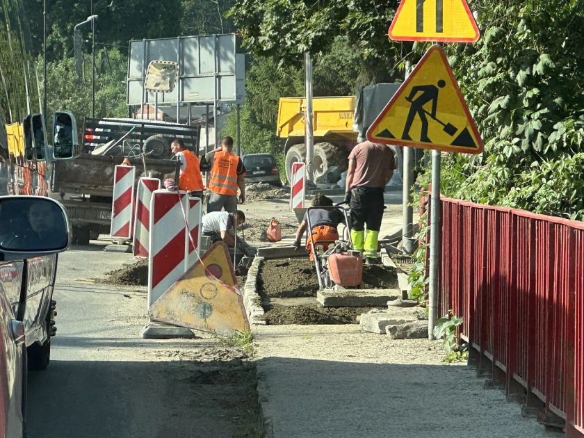 Piesi przejdą nowym chodnikiem