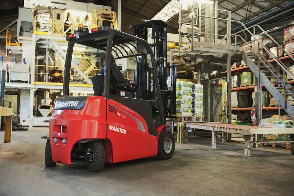 Czy wózki widłowe elektryczne sprawdzą się w Twojej firmie?