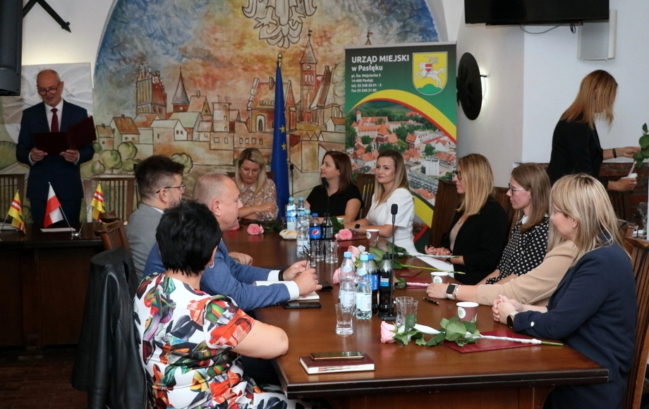  Nauczyciele z  awansem  zawodowym