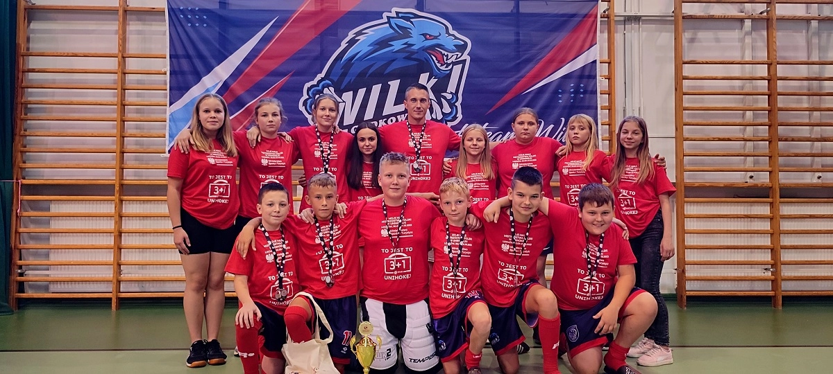 Unihokej - Brązowi medaliści Mistrzostw Polski z Godkowa