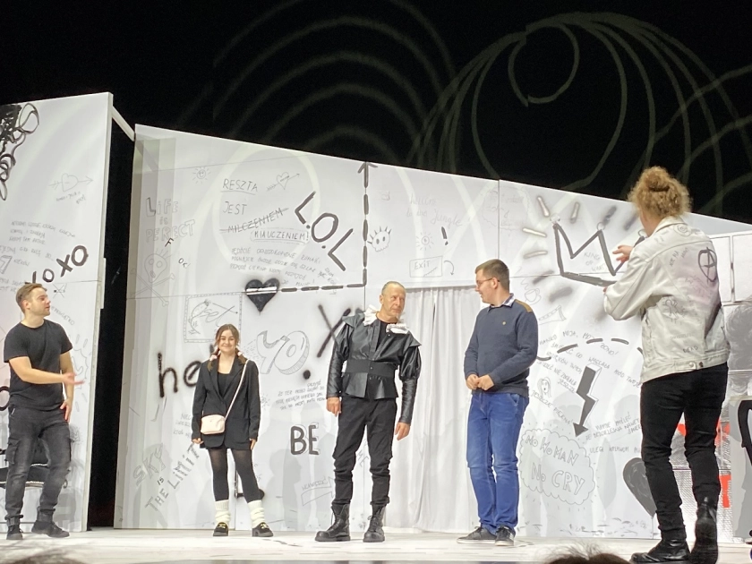 Dzieła wszystkie Szekspira (w nieco skróconej wersji) w Teatrze Szekspirowskim w Gdańsku 