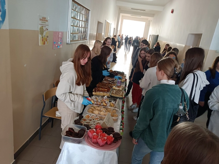 Międzynarodowy Dzień Wolontariusza w Zespole Szkół w Pasłęku 