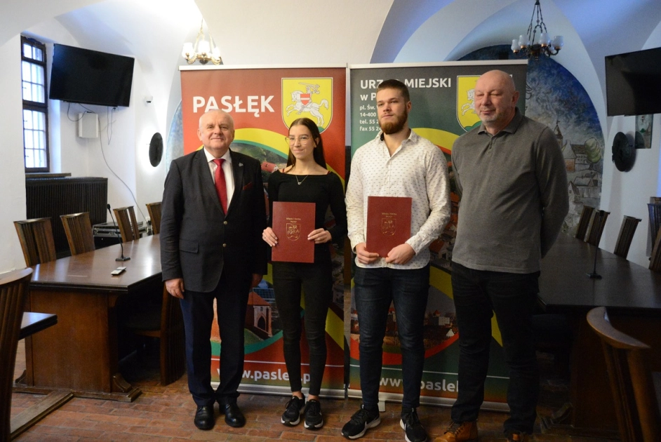 Stypendia sportowe wręczone