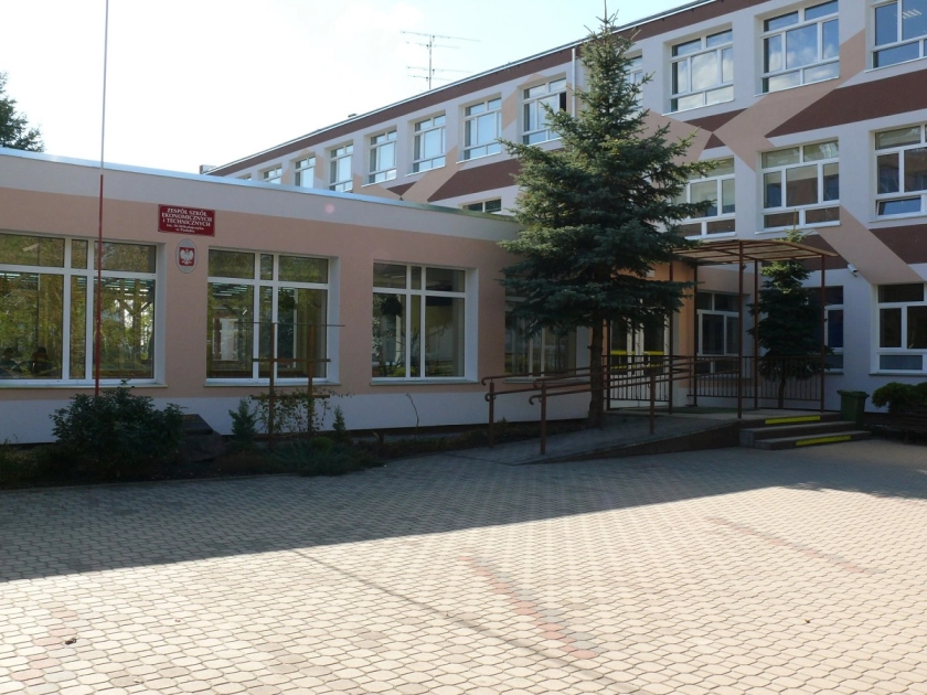 Hala Sportowo-Widowiskowa w ZSEiT i nie tylko…