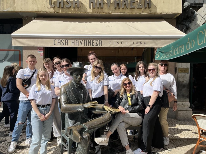 Uczniowie ZSEiT w Lizbonie