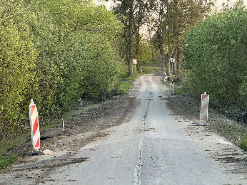 Woda opadła, droga do remontu