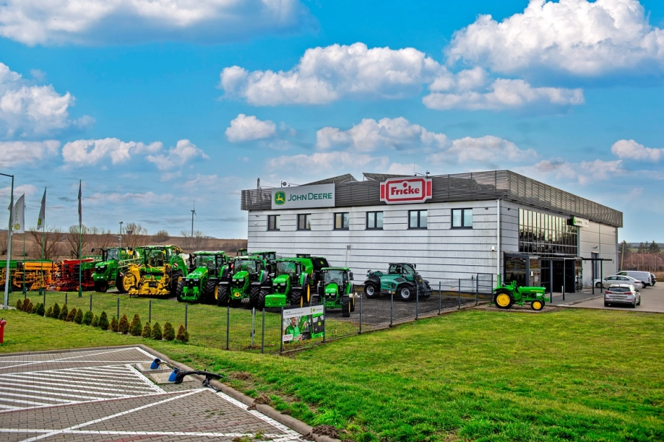 Oferta pracy - Technik maszyn siewnych i uprawowych (claydon) 