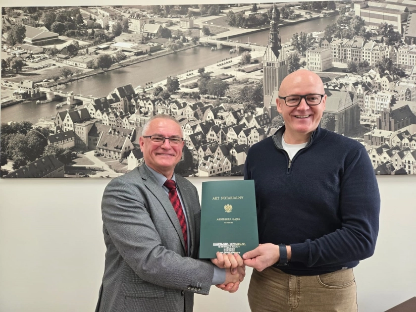 AKT NOTARIALNY PODPISANY